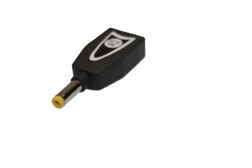 Plug M4 for universal laptop power supply AU01