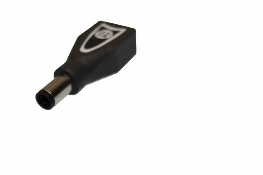 Plug M12 for universal laptop power supply AU01